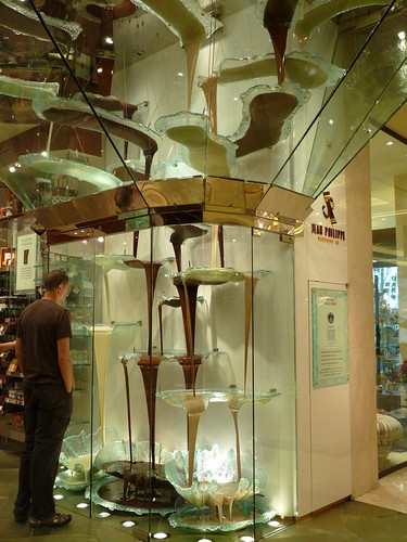 Cakes and the chocolate fountain in the Bellagio