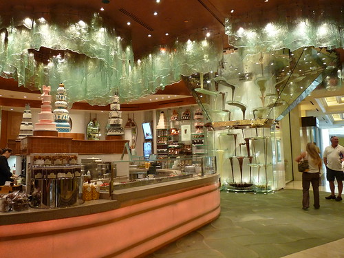 Cakes and the chocolate fountain in the Bellagio