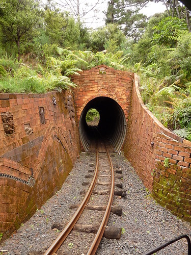 Tunnel
