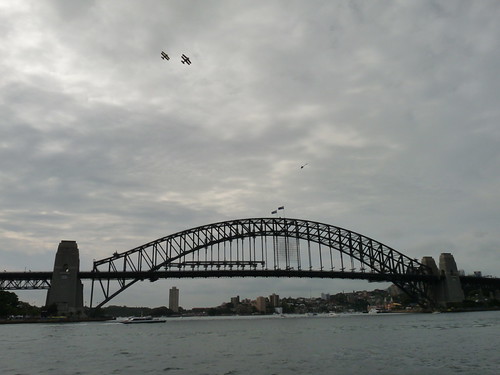 Display planes on New Year&rsquo;s Eve