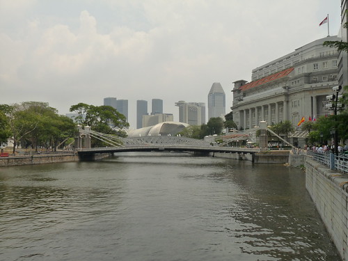 The Fullerton Hotel and city skyline