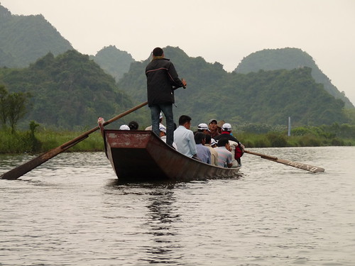 Travelling back up the river from the Perfume Pagoda