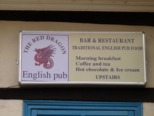 The Red Dragon English pub in Sapa