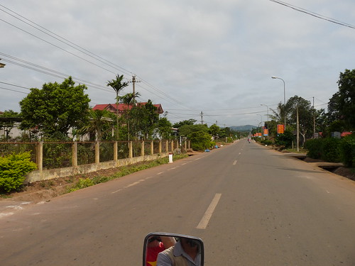 The road to Khe Sanh airbase