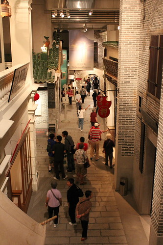 Street in old Hong Kong (History Museum)